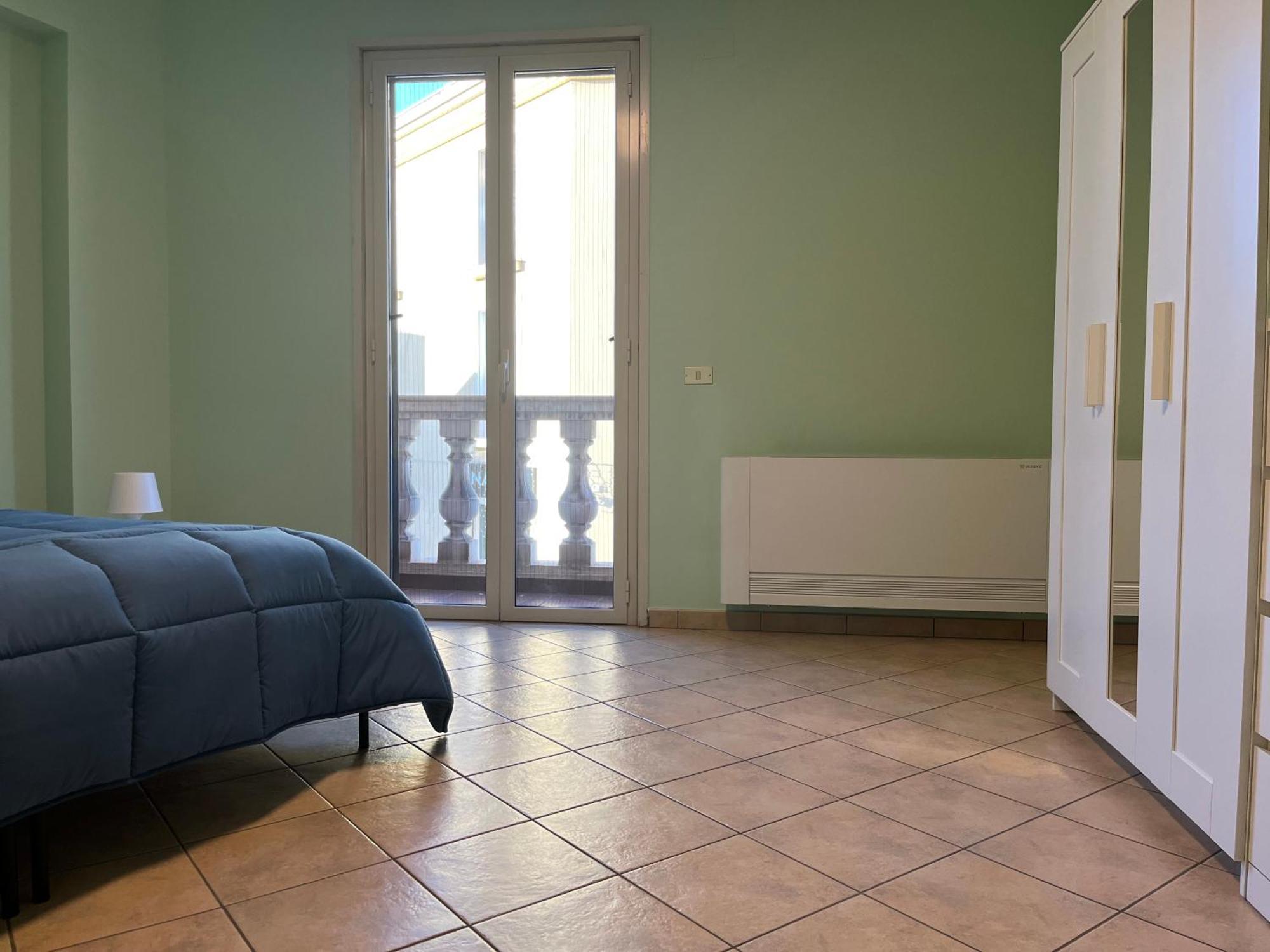 Casa Vacanza Donna Laura Барчеллона-Поццо-ди-Готто Экстерьер фото
